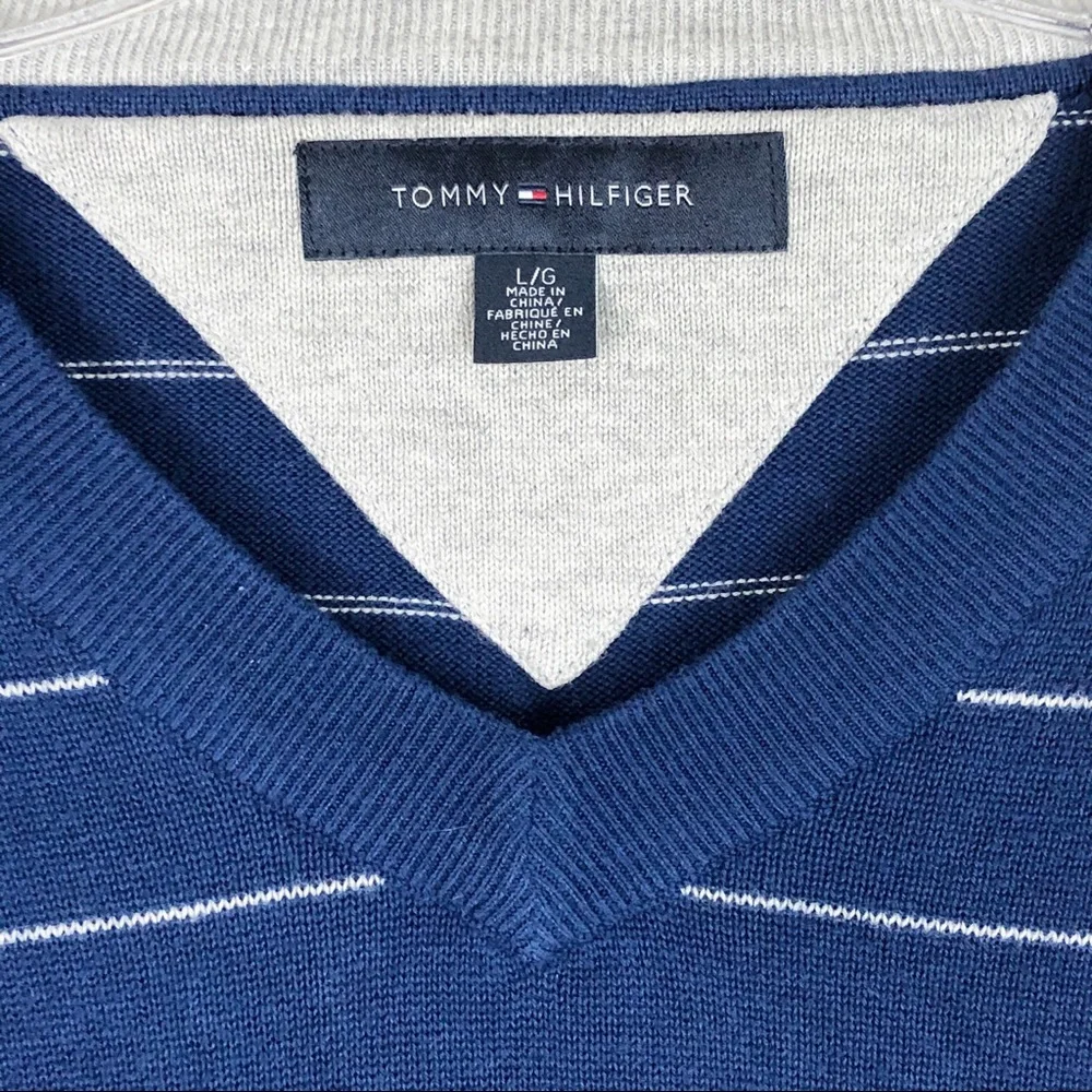 Tommy Hilfiger 28” horizontal